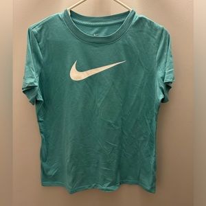Nike tshirt